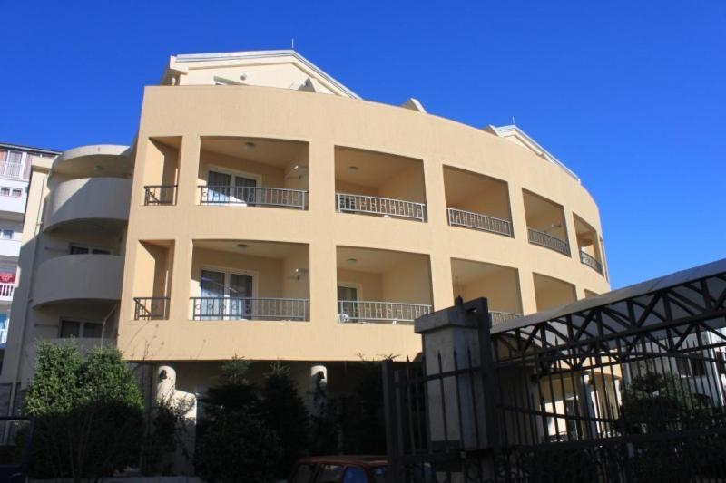 Apartmani Mirenza Budva Exteriér fotografie