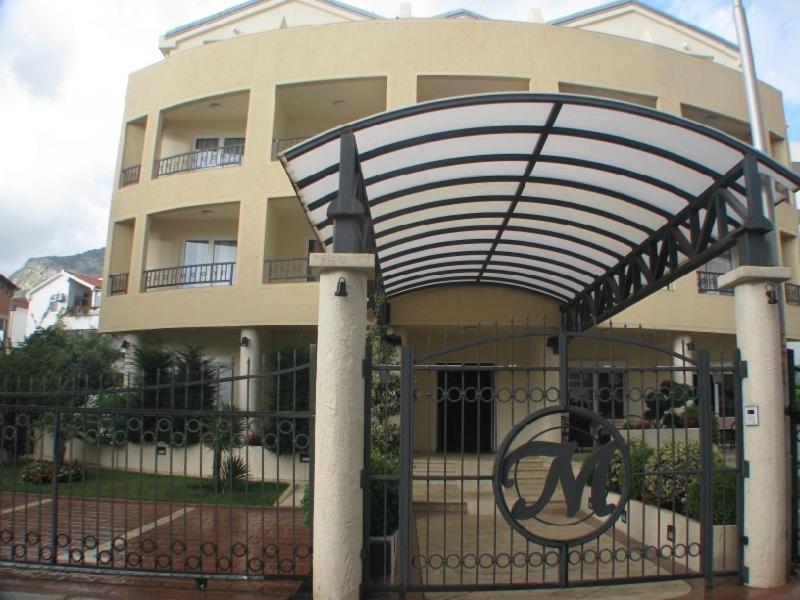 Apartmani Mirenza Budva Exteriér fotografie
