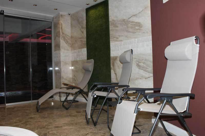 Apartmani Mirenza Budva Exteriér fotografie